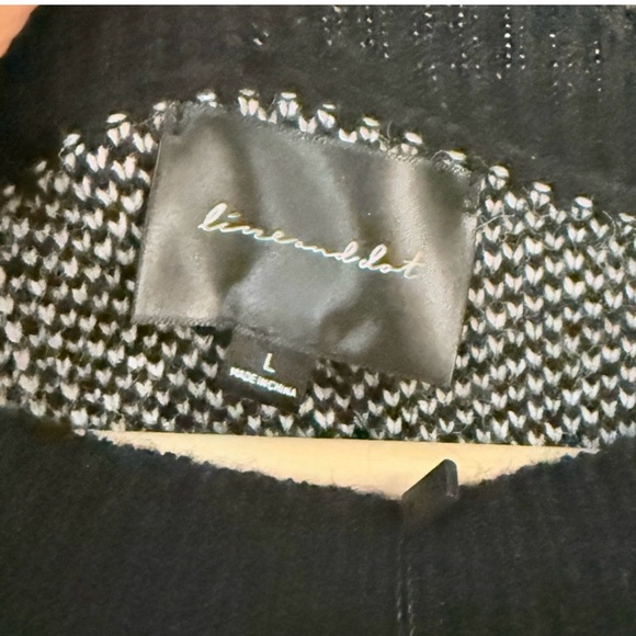 Revolve Line & Dot Black & White Checkered Sweater NWT Large - Picture 14 of 15